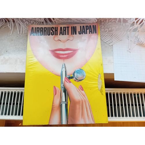 Airbruch Art In Japon