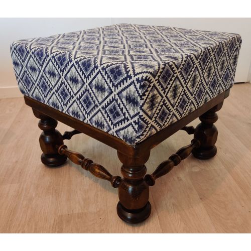 Grand Tabouret En Bois Massif