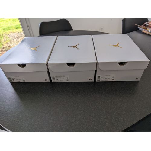 Boite A Chaussure Nike Original Avec Papier De Protection