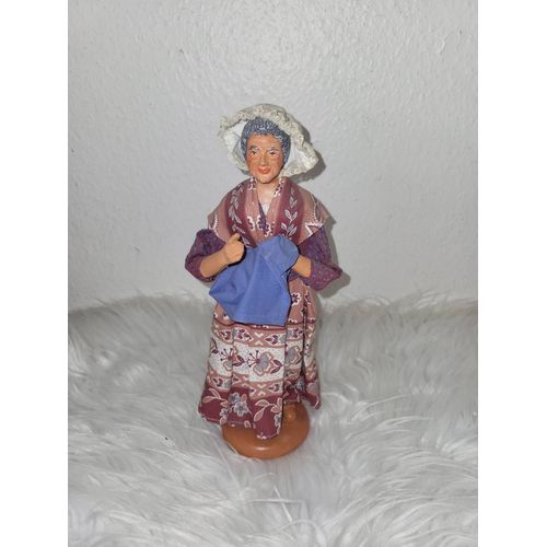 Santon De Provence Représentant Une Femme En Tenue Traditionnelle