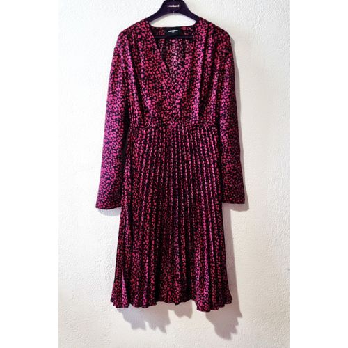 Robe The Kooples Taille 1/36 Tons Noir Et Fushia Motifs Fleurs Tbe