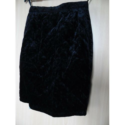 Très Jolie Jupe Courte Femme Noire En Velours Taille 36 Attention Fermeture Éclair Cassée