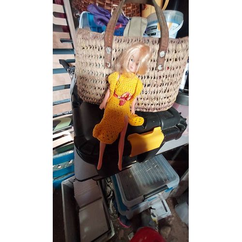 Vêtements De Barbie