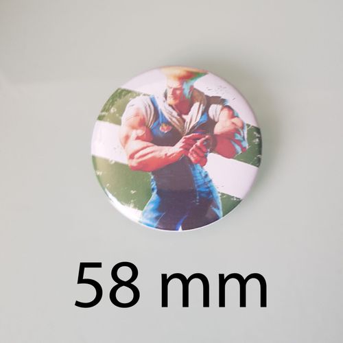 Guile, Le Soldat Américain Au Look Emblématique - Badge 58 Mm