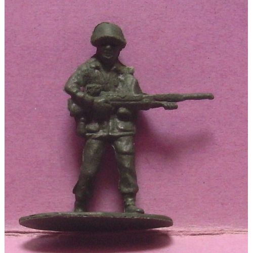 Figurine Soldat Armée Américaine - 2 Éme Guerre Mondiale - Position Marche - Plastique - 80/90's - 45 Mm - Chine