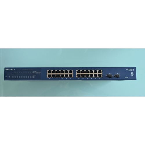 SWITCH Netgear GS724T