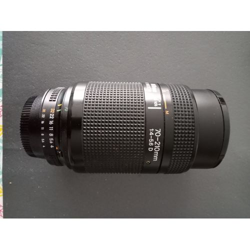 Objectif AF Nikkor 70-210 focale 1:4-5.6D
