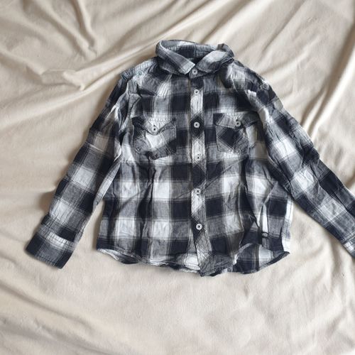 1 Chemise À Carreaux Noir Et Blanche, Taille 4/5 Ans, Marque Trn1961, En Très Bon État