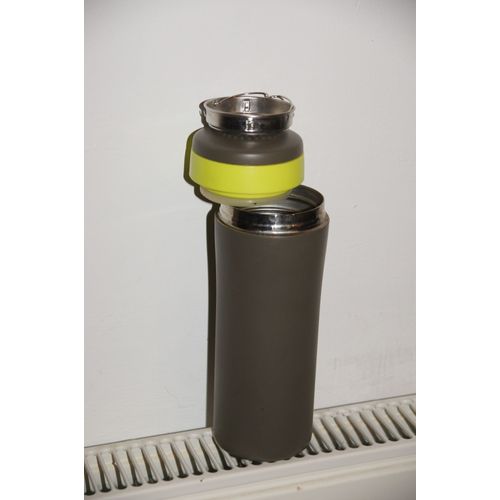 Petite Gourde Isotherme Pour Le Thé 19 Cm 250 Ml