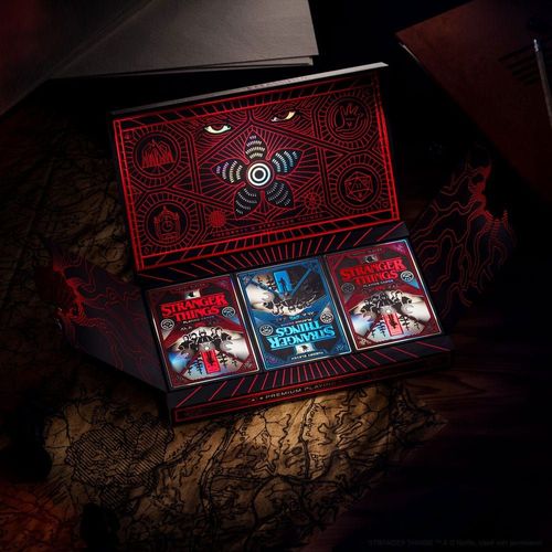 Stranger Things - Box Set Jeu De Cartes Stranger Things (3 Decks)