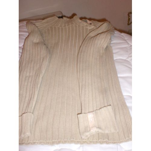Joli Pull Habille Beige Tout Neuf Cotele Boutonne Pressions Epaule 10 Ans