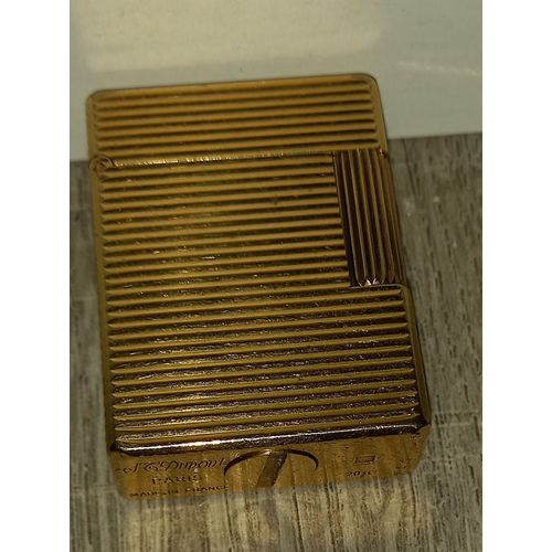 Briquet Dupont Or N°1592