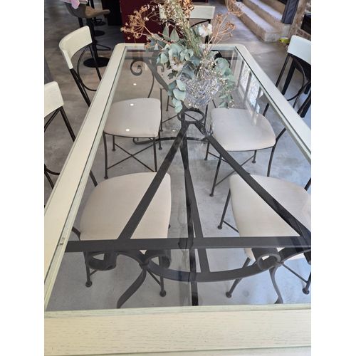 Table En Verre En Fer Forgé Et 6 Chaises, Dont 2 Chaises Avec Accoudoirs