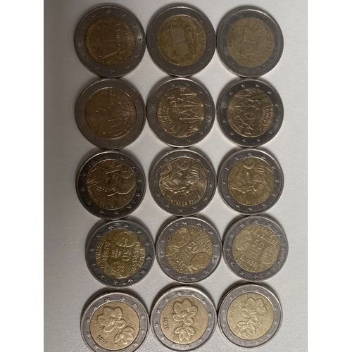 Lot De 15 Pieces De 2€ 