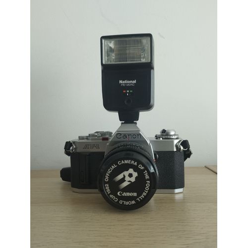 appareil photo argentique canon av-1
