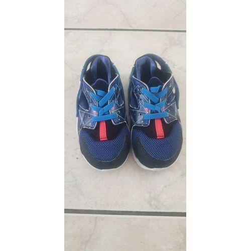 Basket Bébé Huarache Nike Taille 23