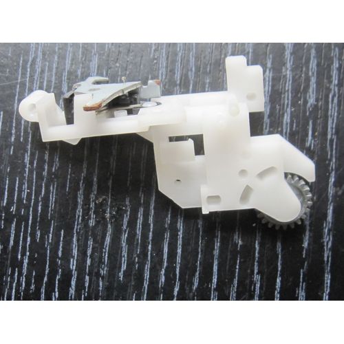 HITACHI Camescope VM-S8100 Holder Lock 6895517