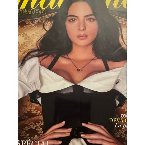 Madame Figaro Des 21-22 Mars 2025. Spécial Dress Code. L’Art Et La Matière.Deva Cassel La Promesse.