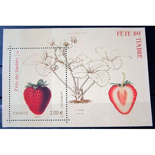 2011. Feuillet F4535: Fête Du Timbre - Fraisier Rubis.