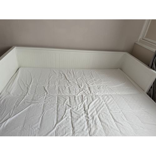 Lit Ikea Hemnes