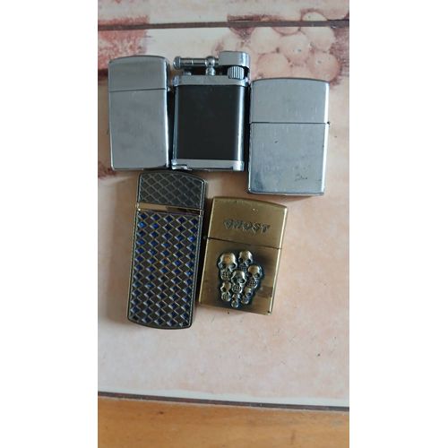 Briquet