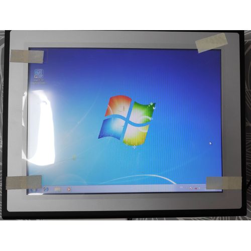 Dalle tactile - Base PC - IP65 - Professionnel - All in One Intel Atom E3845 - 1.91 Ghz - Ram 4 Go - SSD 30 Go