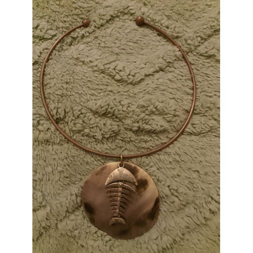 Collier Raz Du Cou En Cuivre,Nacre Et Métal Argenté.