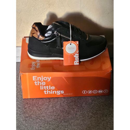Baskets Femme Pointure 40 Neuves "Refresh"