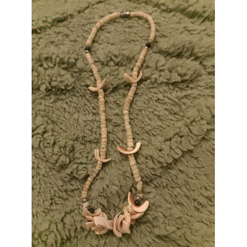 Collier En Coquillages Roses Clairs 5/6 Ans Vintage Années 70 .