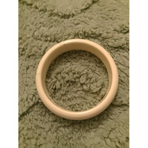 Bracelet Blanc Vintage Années 80.