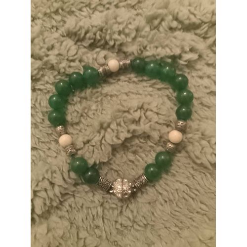 Bracelet Artisanal En Jades Vertes/Blanches Et Argent Tibétain.