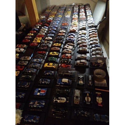 Lot De 450 Voitures Miniatures 1/43