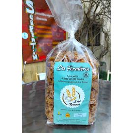 Pâtes Fermières . Spécialité À Base De Blé Tendre Cultivé Et Transformé À La Ferme.