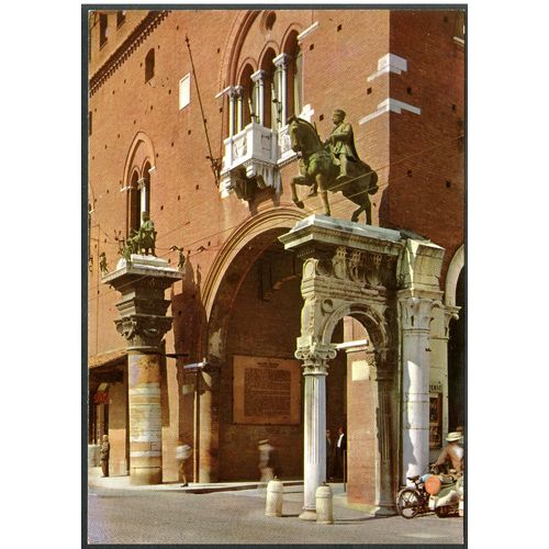 Carte Postale Ferrara, Palazzo Del Podesta, Arco Con Statue Dei Duchi D'este