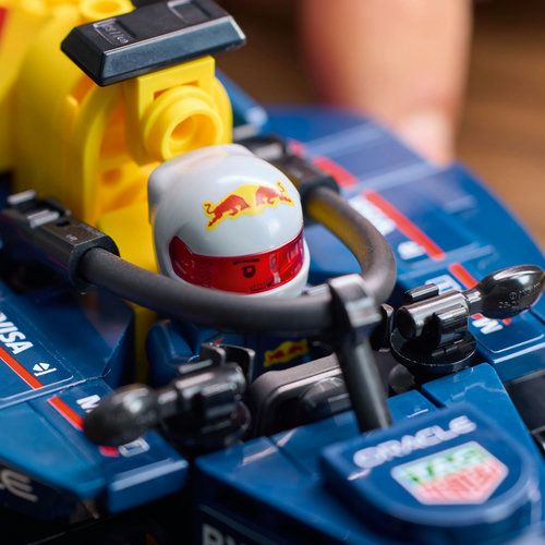 1 minifigurine de pilote