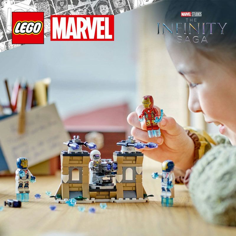 Set de jeu Marvel Avengers d�bordant d'action