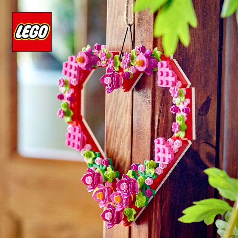 Une d�coration LEGO� en forme de c?ur
