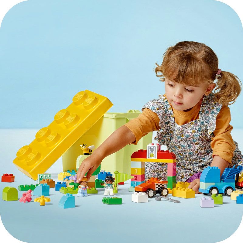 Les enfants d'�ge pr�scolaire apprennent en jouant