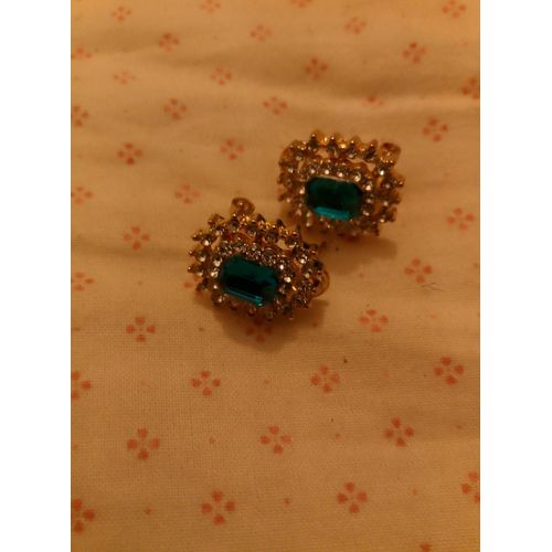 Boucles D'oreilles Bleues /Translucides Sur Métal Doré