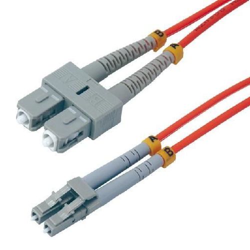 MCL Samar - Câble réseau - SC multi-mode (M) pour LC multi-mode (M) - 2 m - fibre optique - 50 / 125 microns - OM2 - sans halogène