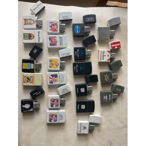 Lots De 21 Briquets Façon Zippo