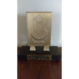 TROPHEE – HAUTEUR 14 CM