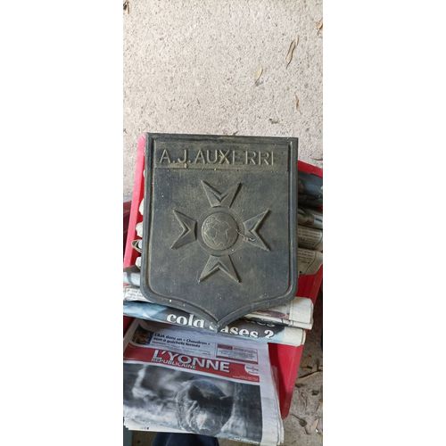 Vends Décos De L Aja D Époque , Vente Limitée