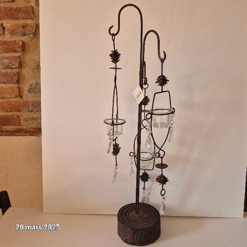 Bougeoir chandelier en métal noir, avec 3 bougies type chauffe plat