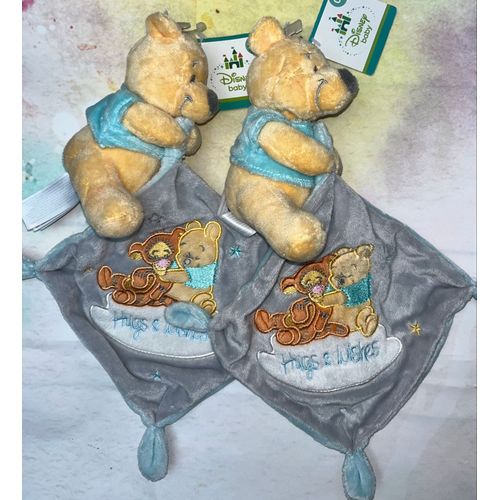 Doudou Ours Winnie Disney Baby Hugs & Wishes Mouchoir Lot De Deux Doudous Ourson Winnie 