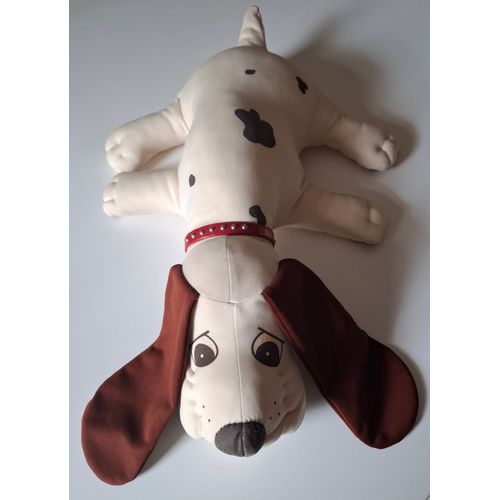 Peluche Pitou - Chien Couché - Couleur Crème Et Marron Collier Rouge - Vintage Pound Puppies 1984 - Vulli Jouet - Doudou Chien À Plat Environ 52cm De Long