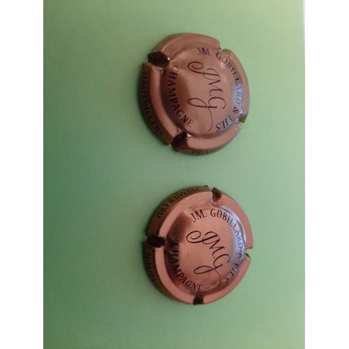 Rare ! Lot De 2 Capsules Champagne Gobillard 2 Nuances De Couleur Premeir Cru !