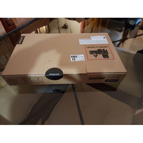 Lenovo IdeaPad 1 14IGL7 - 14" Intel Celeron N4020 - 1.1 Ghz - Ram 8 Go - SSD 256 Go