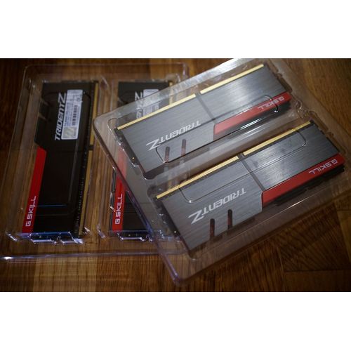 RAM DDR4 G.SKILL TRIDENT Z ( pour intel )