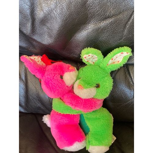 Peluche Lapin Vert Et Rose Entelacées Vintage 22cm Cp Colmar 